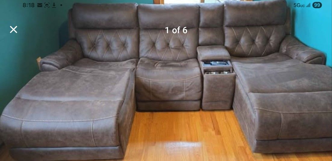 4 Piece Sectional Reclining Sofa
Storage, cupholders, flat phone charger, USB ports
- Free Local Delivery