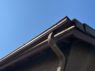 RAIN GUTTER CLEANING 