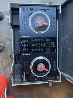 Numark NS7 digital DJ controller/ Numark NSFX Effects Controller