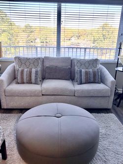 Baer’s Light Gray 3-Seat Sofa with Ottoman