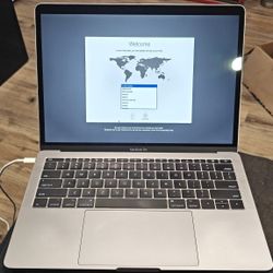 Apple MacBook Pro, Core i5 2.3 GHz, 13" Retina, Mid-2017