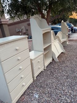 Twin bedroom set