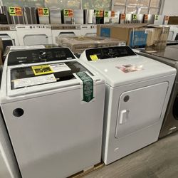 WHIRLPOOL TOP LOAD GAS WASHER AND DRYER SET
