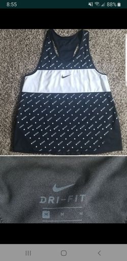 Nike dri-fit tank size medium