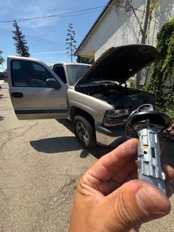 Llaves  de autos / car keys and remotes