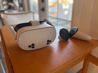 Meta Quest 3S 128GB VR Headset