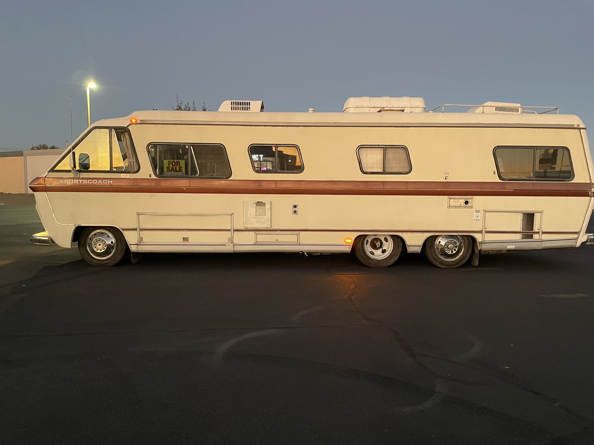 1981 Motorhome Sport Coach 32Foot