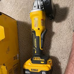 Dewalt 20V Grinder With 6AH Battery