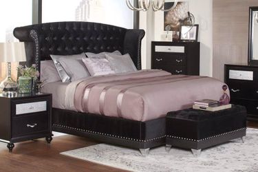 Black Upholstered Platform 4 Piece Bedroom Set -Queen or King (NO CREDIT CHECK FINANCING AVAILABLE)