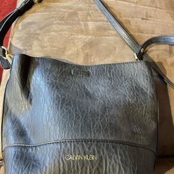 Calvin klein Tote medium ,like new 