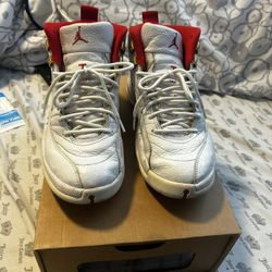 Retro 12 FIBA