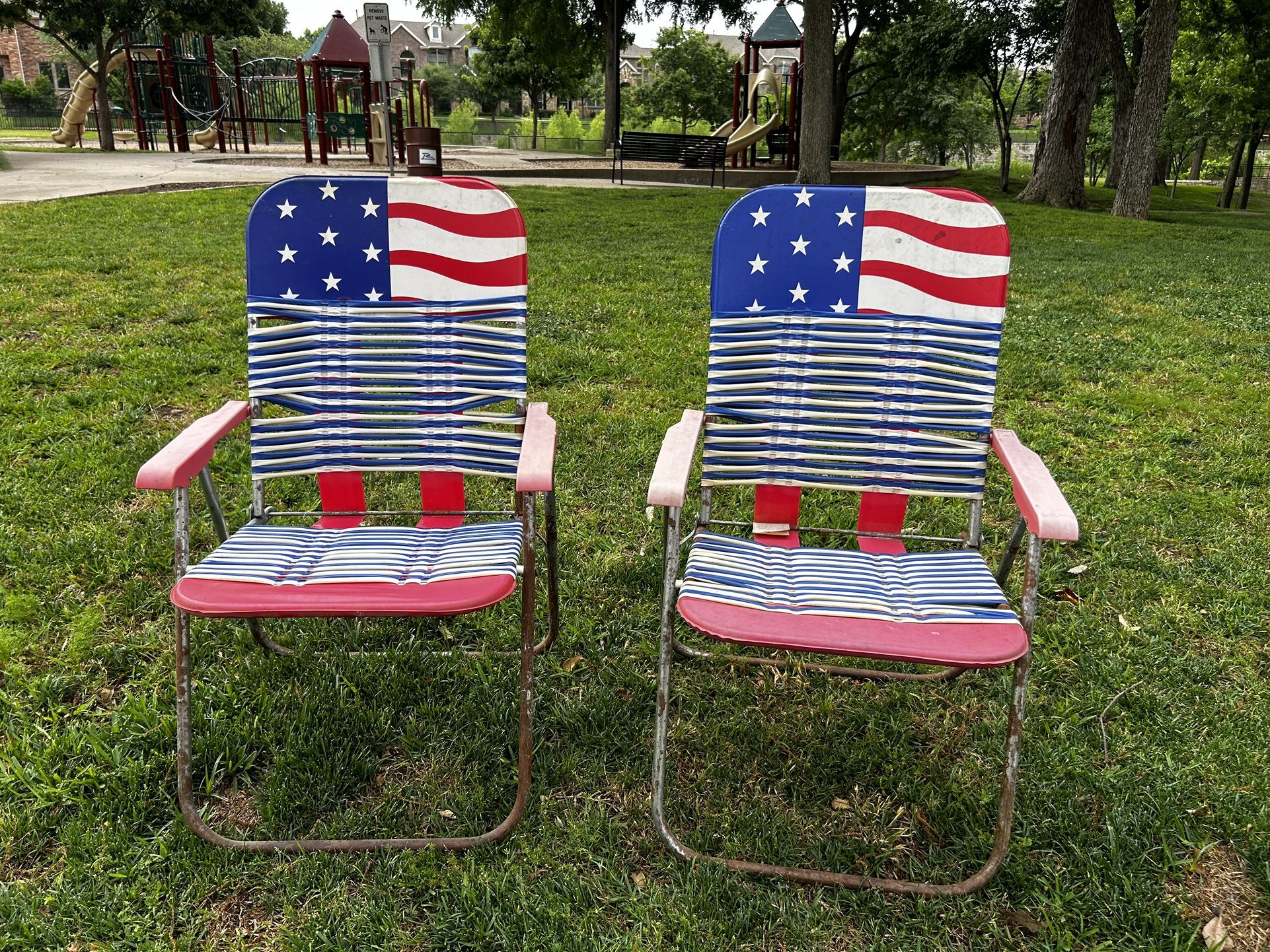 Vintage 1970s American 🇺🇸 Flag Folding Chairs