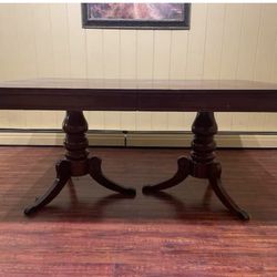 BEAUTIFUL REDWOOD DINING TABLE