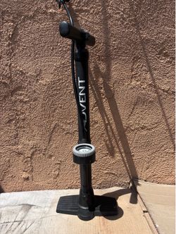 Manual air pump ( pompa manual de aire)