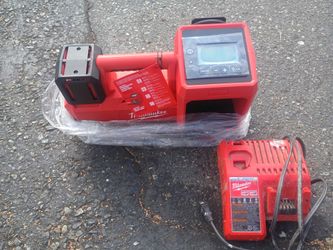 Milwaukee inflator