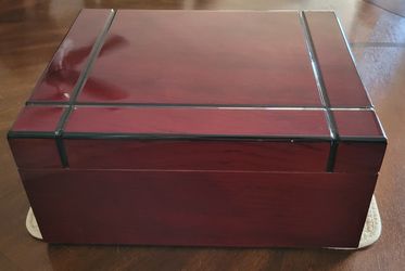 Vintage Solid Wood Cigar Box With Built-in Hydrometer, Like New
