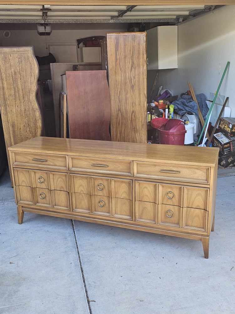 MCM Dresser 