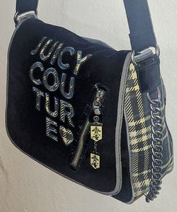 JUICY COUTURE