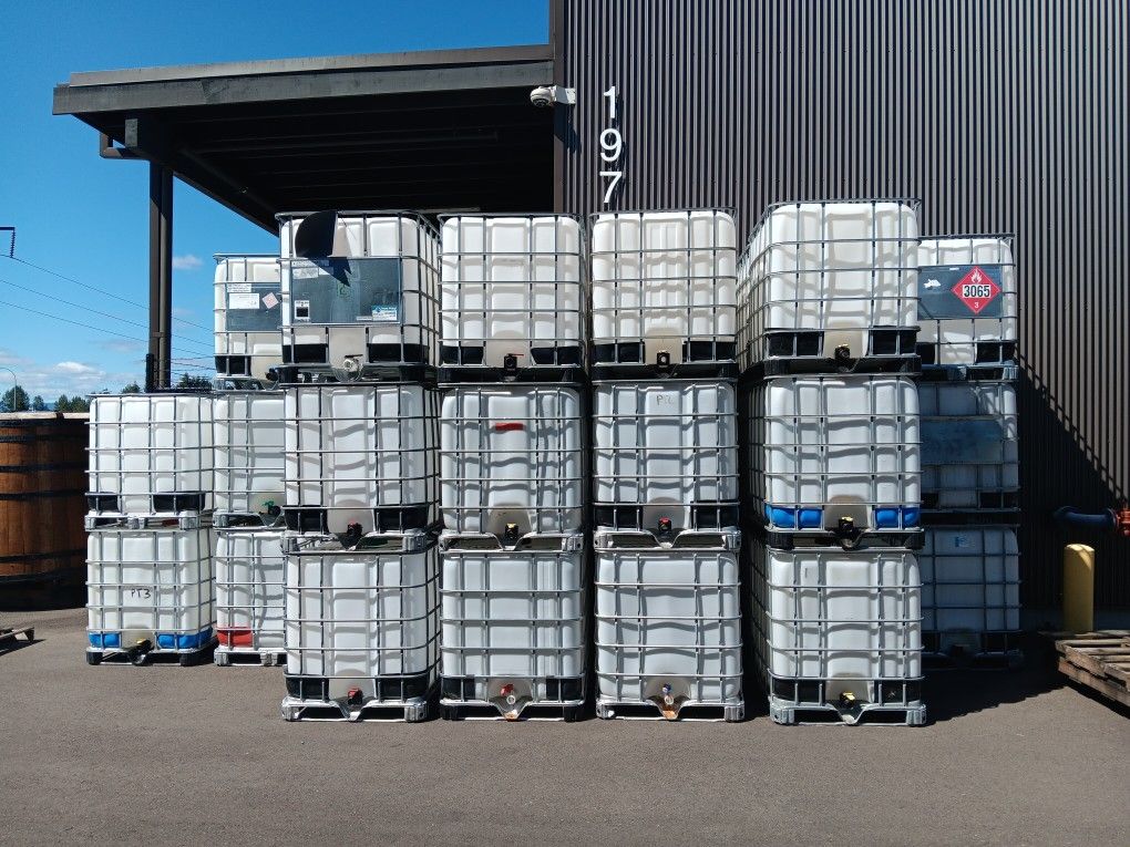 275 Gallon Food Grade Totes