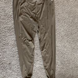 Women’s joggers