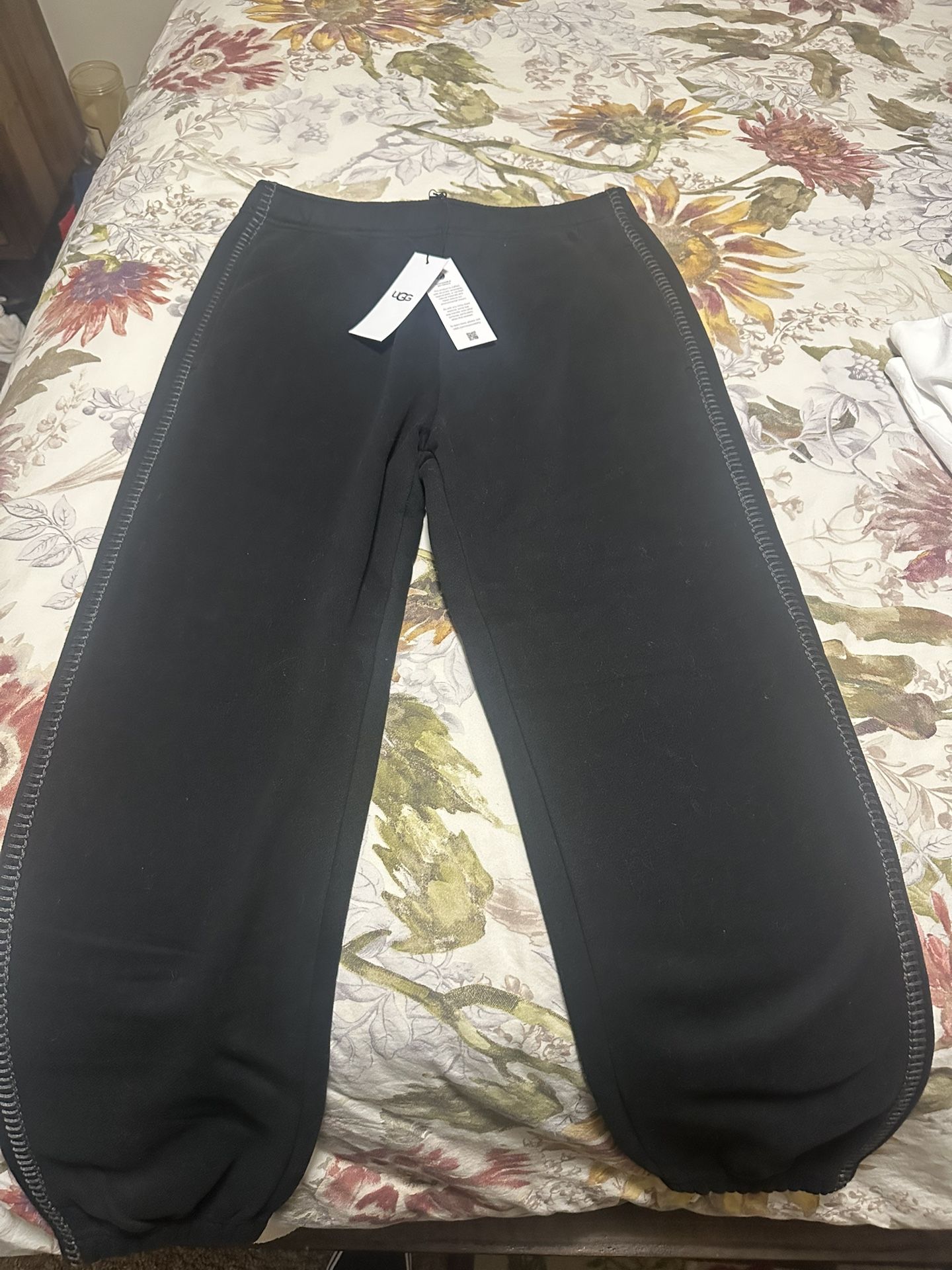 Ugg Sweatpants Women’s 100 Percent Authentic