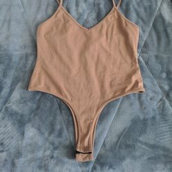 Ribbed Low back V Neck Bodysuit 