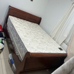 Full Bed