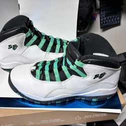 Air Jordan Retro 11 Size 6.5Y