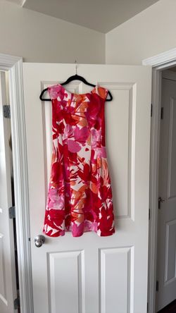 Dress Vince Camuto size 6