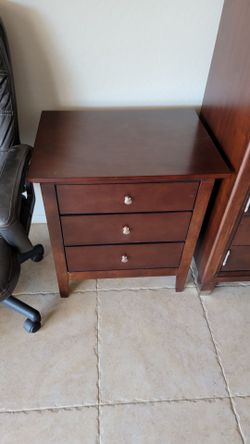 Wood end table nightstand with 3 drawer.