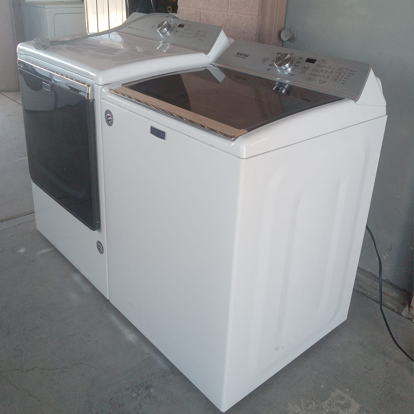 Nice Maytag Washer And Gas Dryer