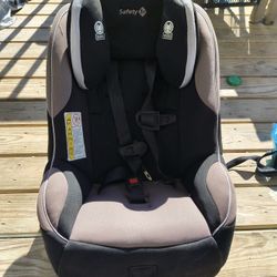Safety 1st car seat used in good condition, 