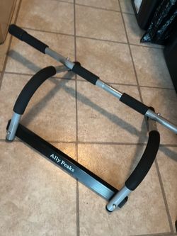 Pull up bar