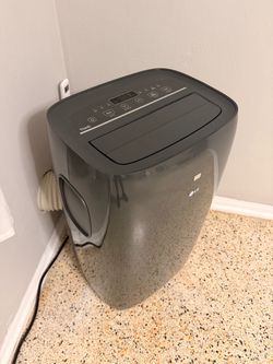 LG portable air conditioner 12,000 BTU Ashrae  8,000 BTU (DOE) 115-Volt LP0821GSSM Cools 350 Sq. Ft.