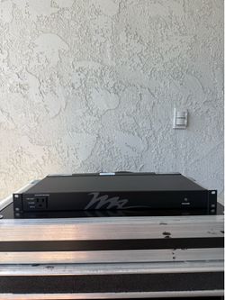 Middle Atlantic Rack Mount 9 Outlets Power Distribution Center PD-915R-PL