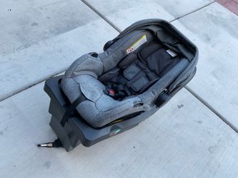 Baby carseat