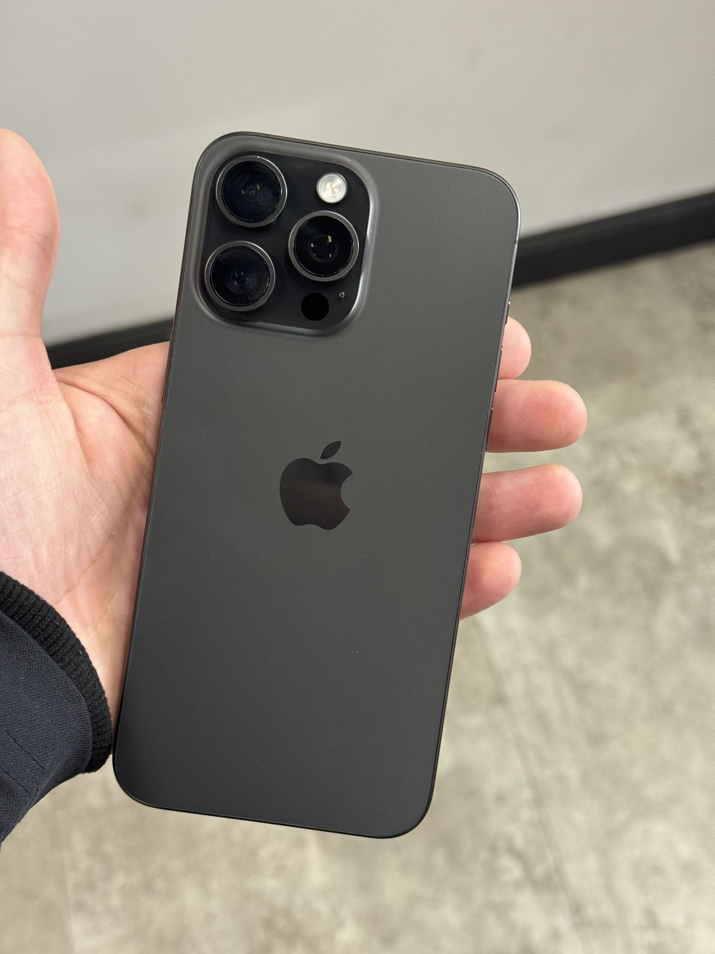 iPhone 15 Pro Max - 256 GB