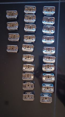 Cabinet Hinges 24