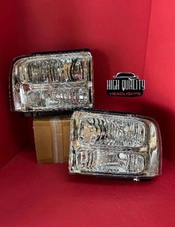 Ford F250  2005. 2007 Headlights.