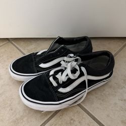 Vans Big Kids Old Skool Shoe