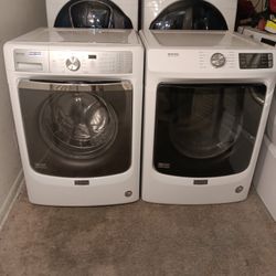 White Maytag Washer And Dryer Set 