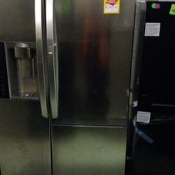 LG LSXSS Door-in-Door 26.0 Cu. Ft. Side-by-Side Refrigerator SQ1