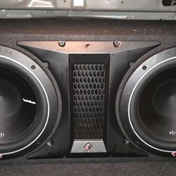 Rockford Fosgate P-1 Punch 10 Inch Subwoofers And Fosgate Amp