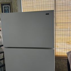 Hot point  fridge