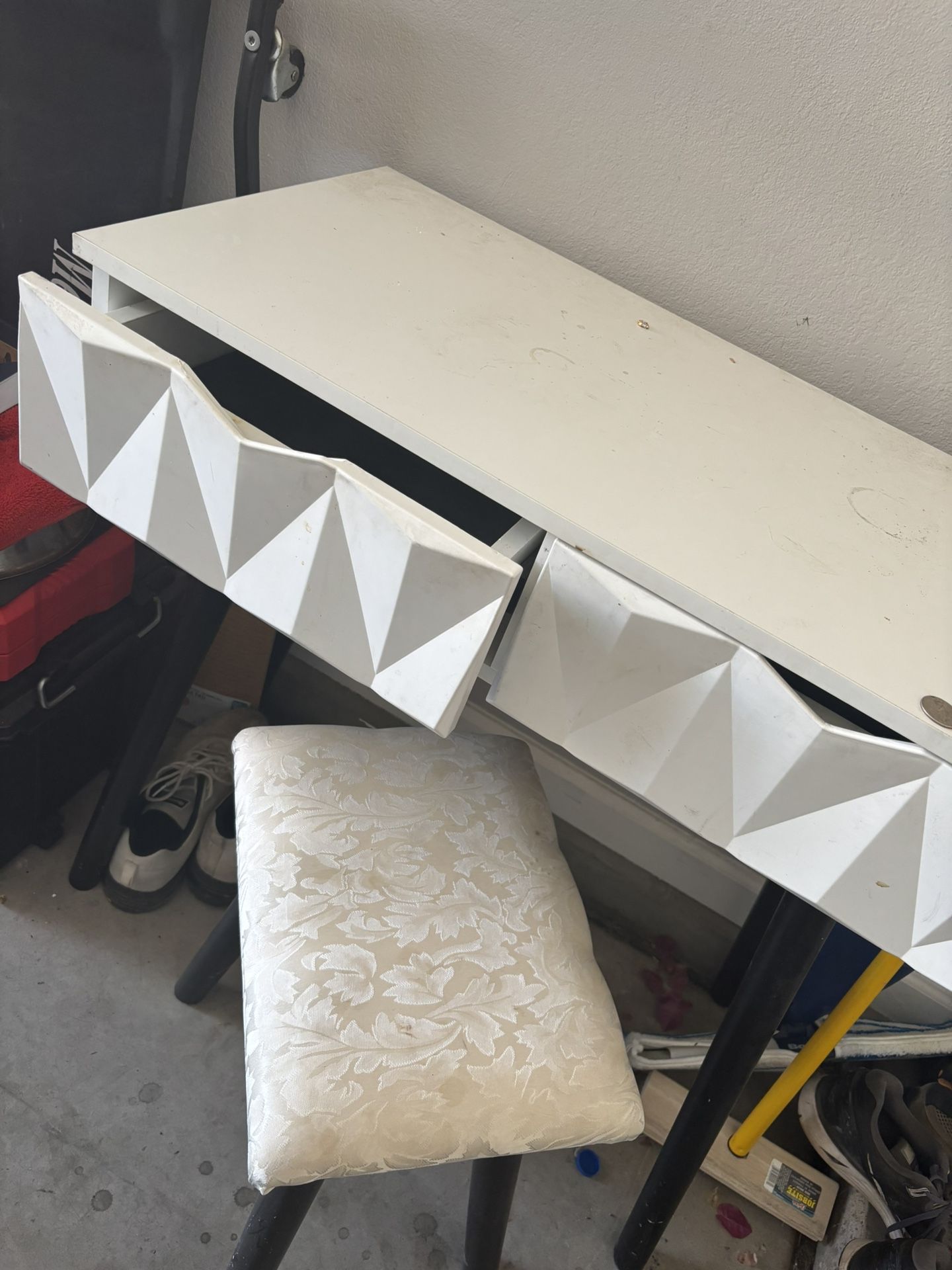 Vanity With Stool