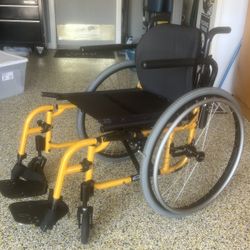 Quickie 2 Lightweight Wheelchair