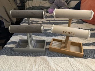 Jewelry holder