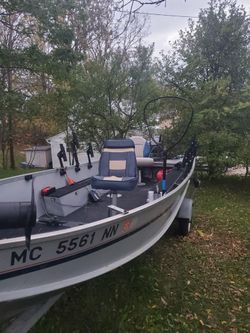 16.5 ft fishing boat