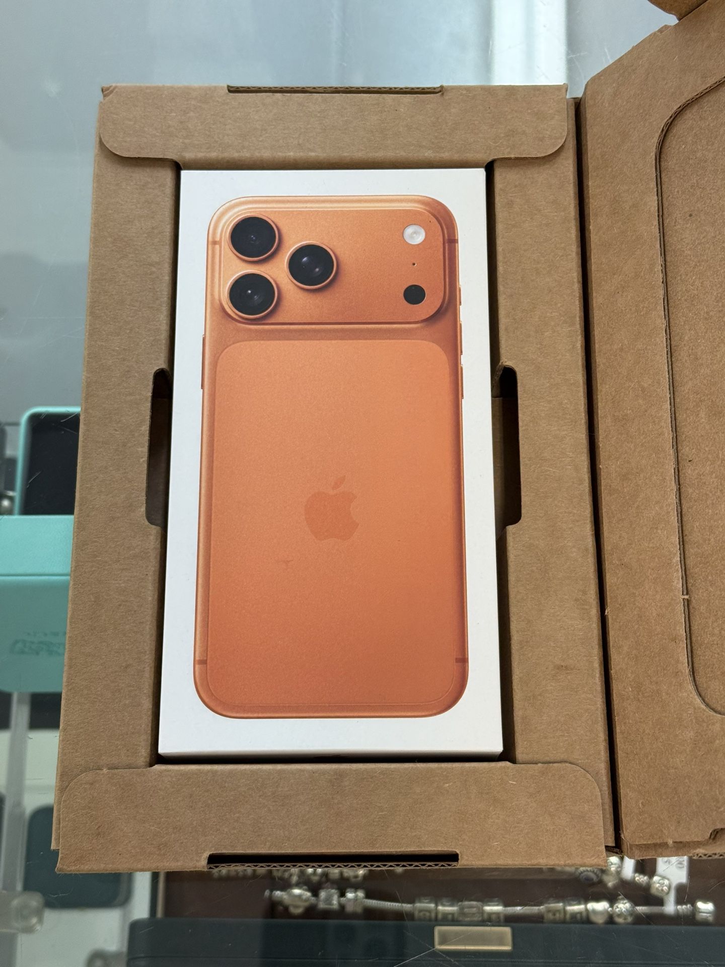 NEW! Apple iPhone 17 Pro Max - 256GB - Cosmic Orange (UNLOCKED) - SEALED