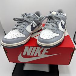 Nike Dunk Low GS - SUMMIT WHITE/LIGHT CARBON - Size 4.5Y
